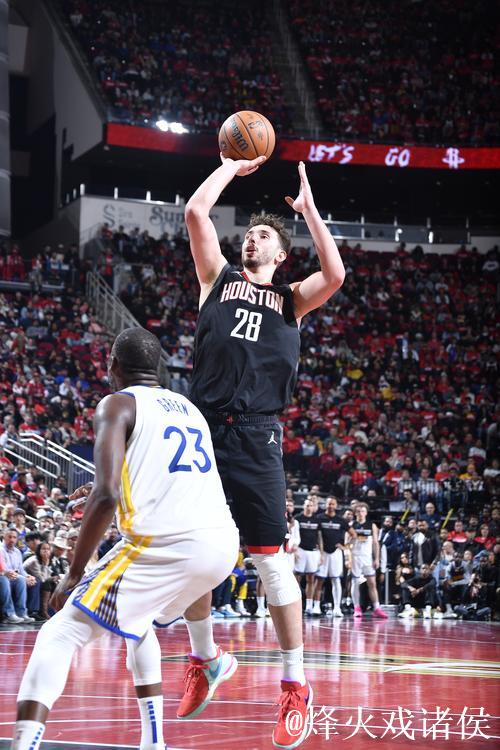火箭本赛季面对西部前五球队，战绩来到0胜4负